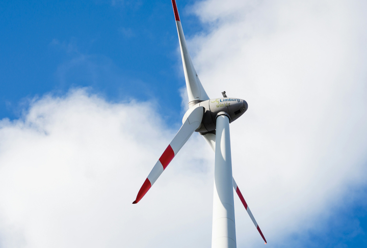 illustration projet DYNAMO nantes université © jesse-de-meulenaere-unsplash